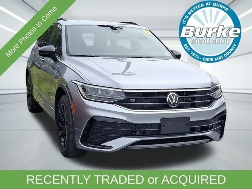 2024 Volkswagen Tiguan SE R-Line Black photo 1