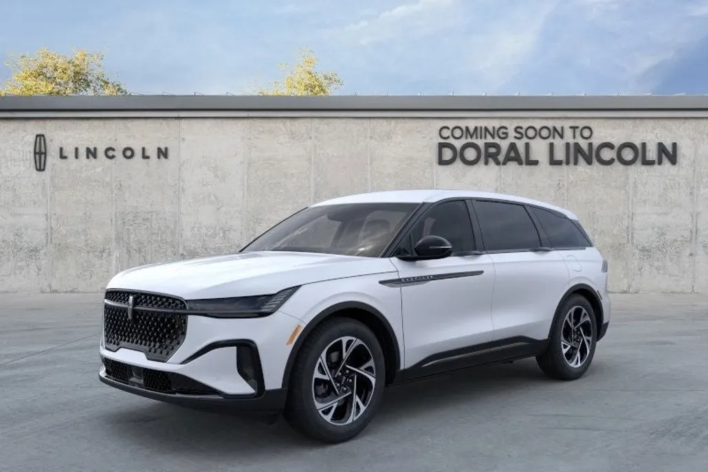 2025 Lincoln Nautilus Premiere photo 1