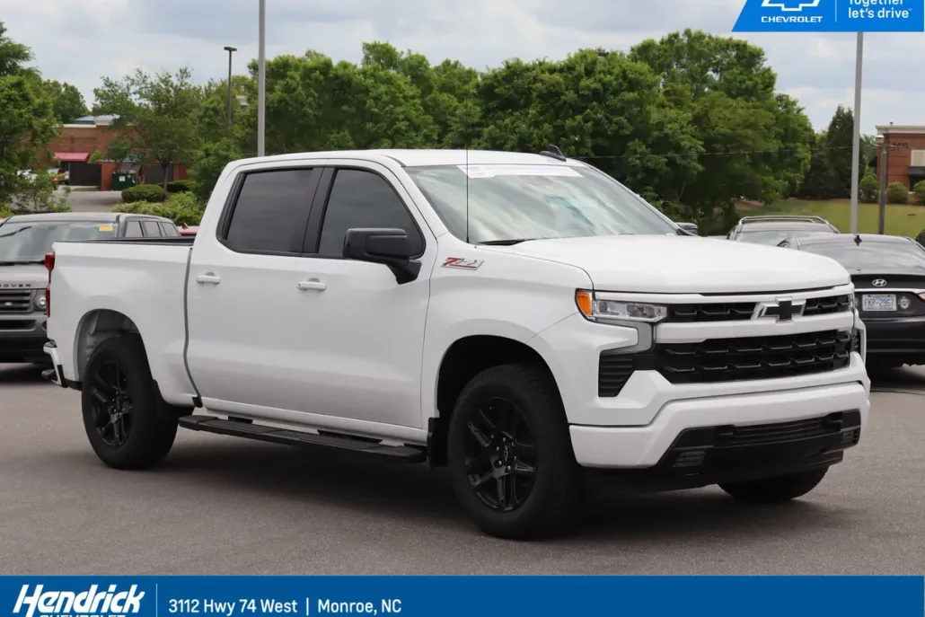 2025 Chevrolet Silverado 1500 RST photo 1