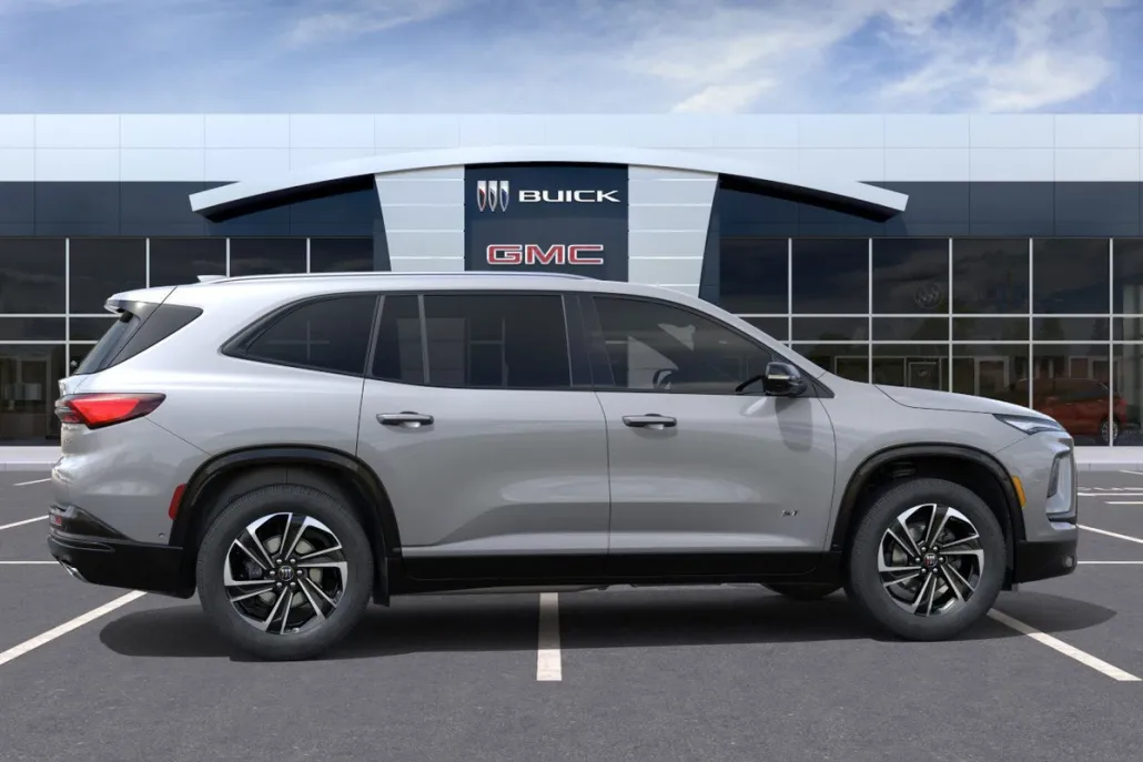 2026 Buick Enclave Sport Touring photo 1