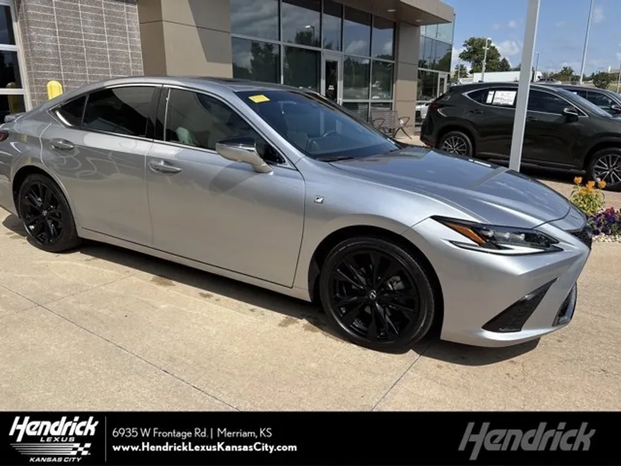 2024 Lexus ES 350 F SPORT Handling photo 1
