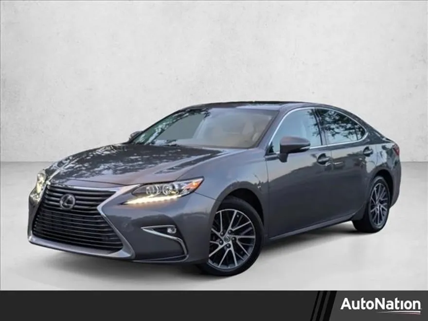2017 Lexus ES 350 photo 1