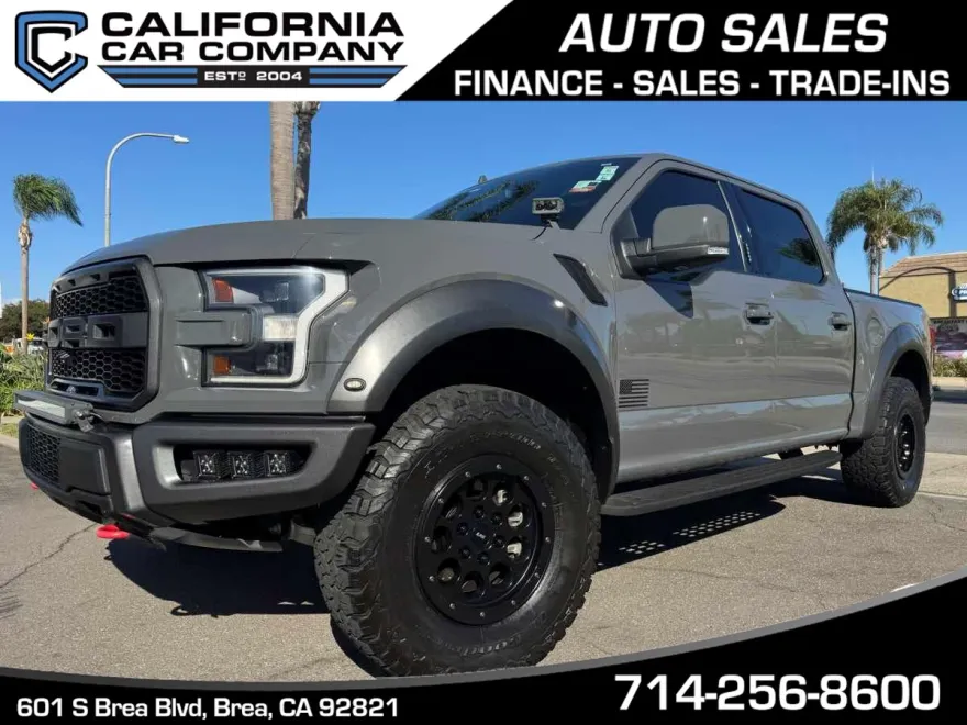 2020 Ford F-150 Raptor photo 1