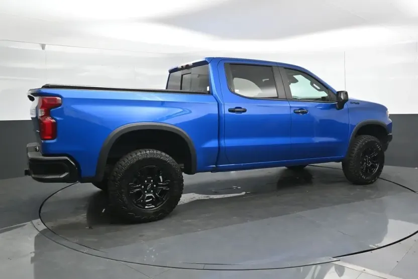 2023 Chevrolet Silverado 1500 ZR2 photo 1