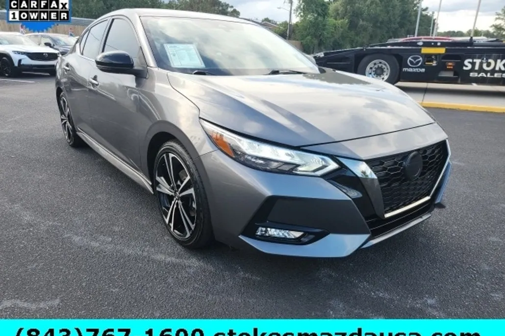 2021 Nissan Sentra SR photo 1