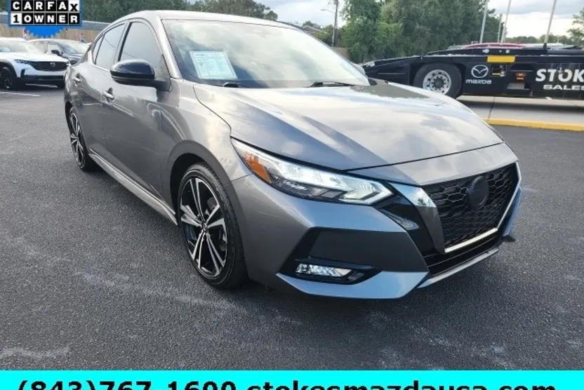 2021 Nissan Sentra SR photo 1