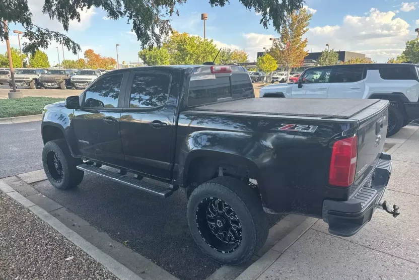 2016 Chevrolet Colorado Z71 photo 1