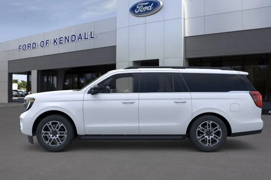 2025 Ford Expedition MAX photo 1