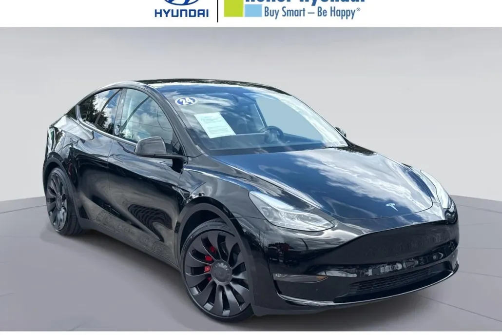 2024 Tesla Model Y Performance photo 1