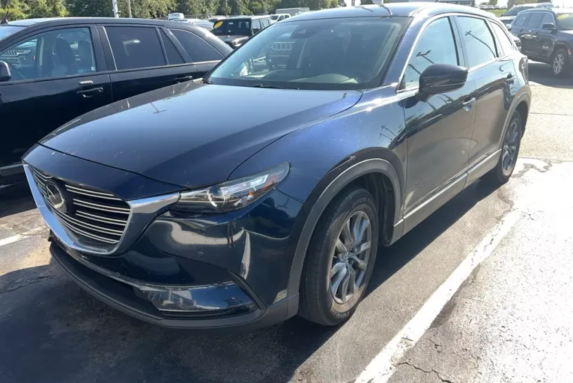 2020 Mazda CX-9 Touring photo 1