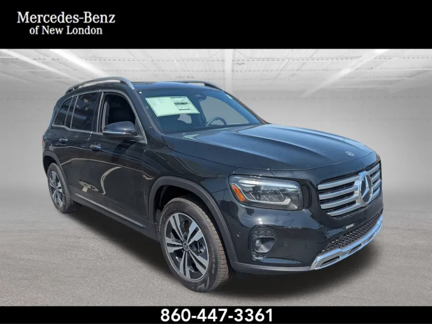 2025 Mercedes Benz GLB 250 4MATIC photo 1
