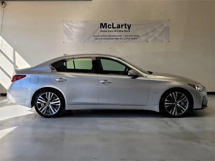 2018 Infiniti Q50 3.0t Sport photo 1