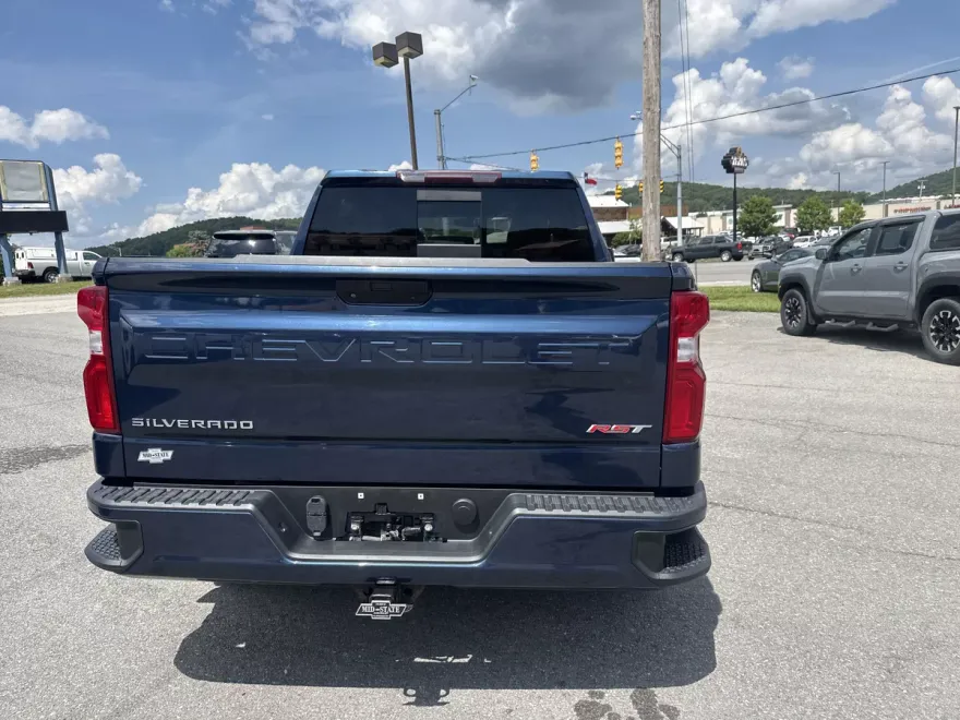 2021 Chevrolet Silverado 1500 RST photo 1