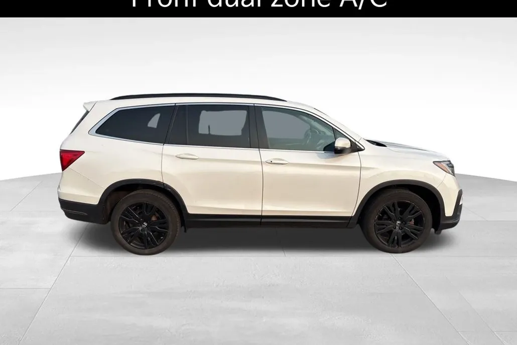 2022 Honda Pilot Special Edition photo 1