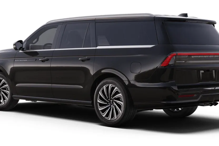 2025 Lincoln Navigator Black Label photo 1
