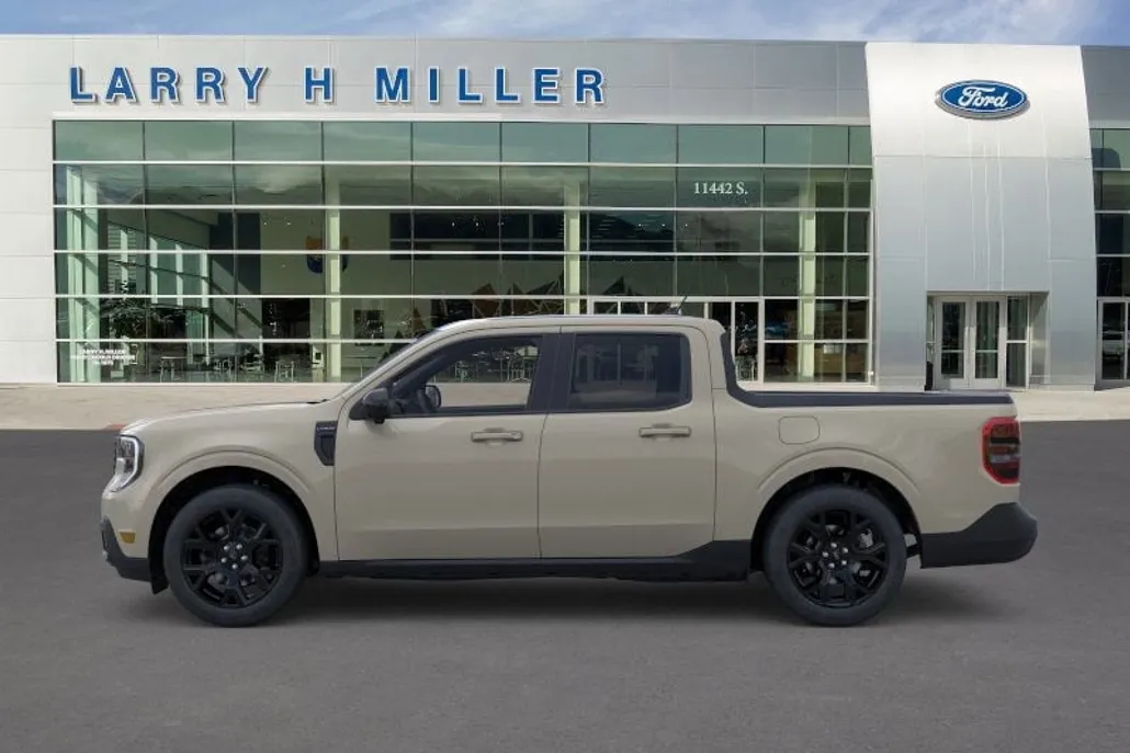 2025 Ford Maverick Lariat photo 1