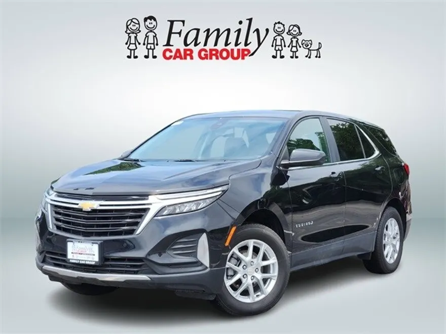 2023 Chevrolet Equinox LT photo 1