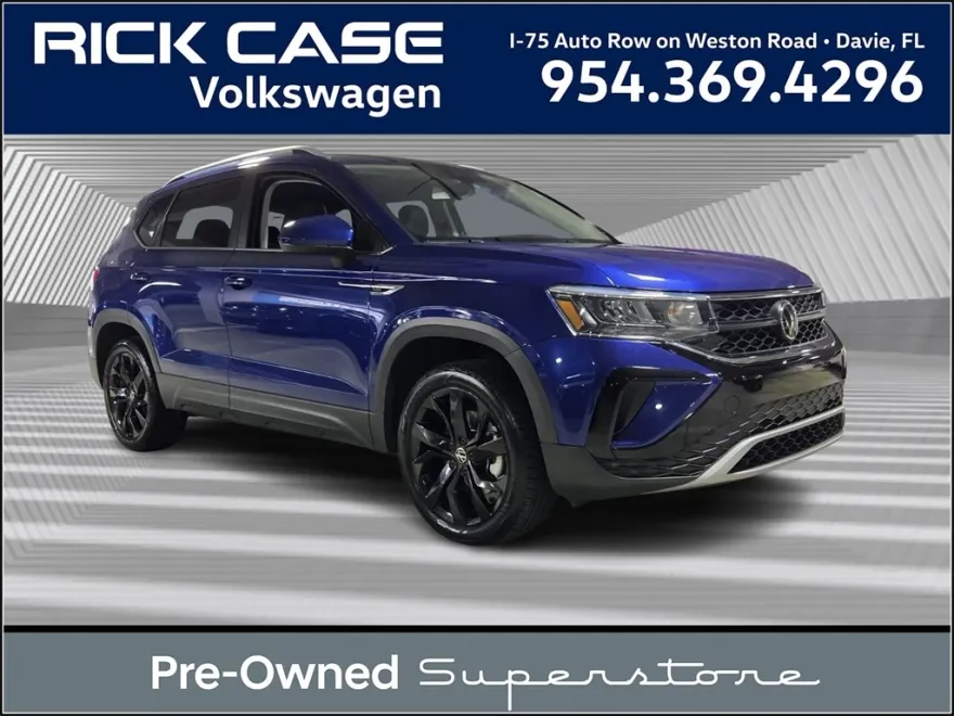 2022 Volkswagen Taos SE photo 1