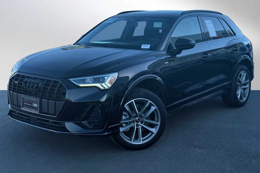 2025 Audi Q3 S line Premium Plus 45 TFSI photo 1