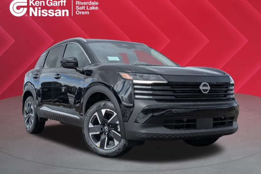2025 Nissan Kicks SV photo 1