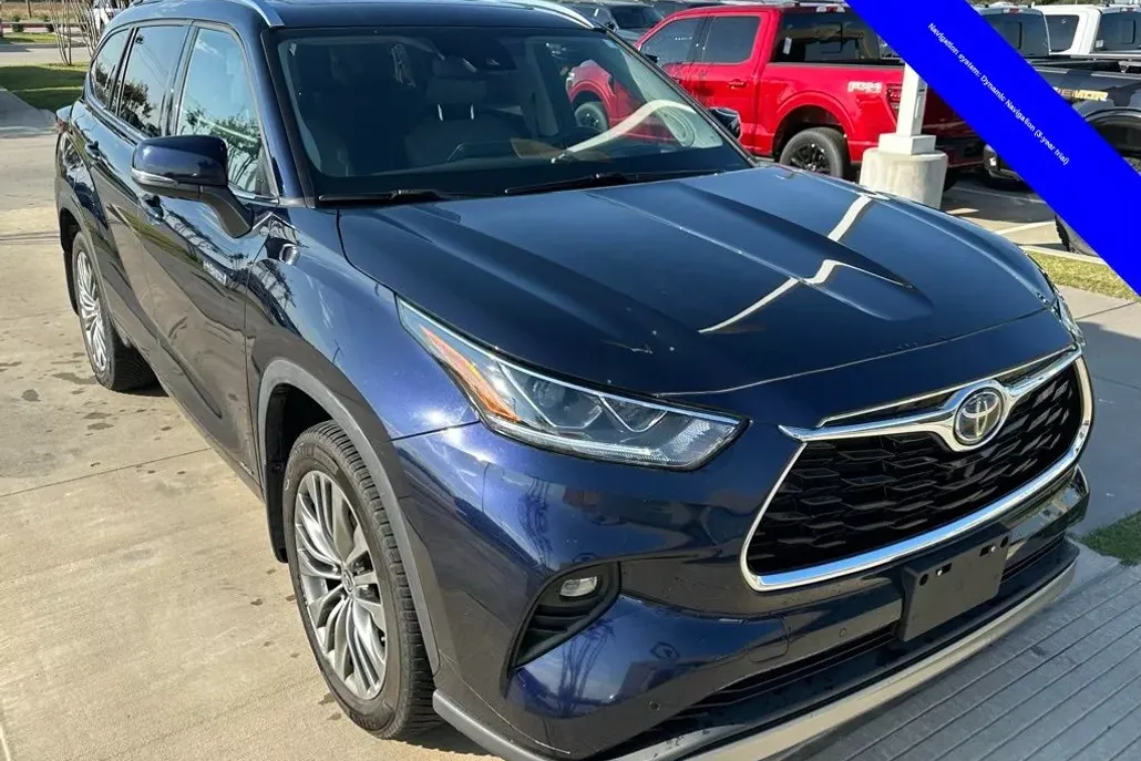2021 Toyota Highlander Hybrid Platinum photo 1