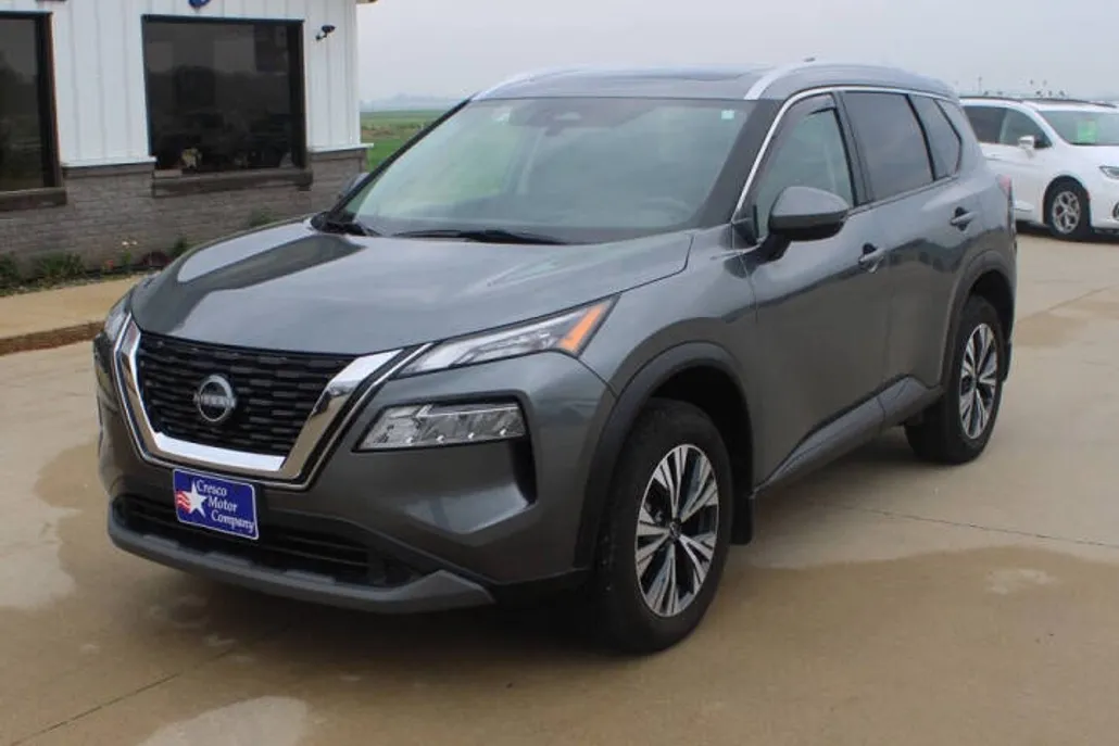 2023 Nissan Rogue SV photo 1