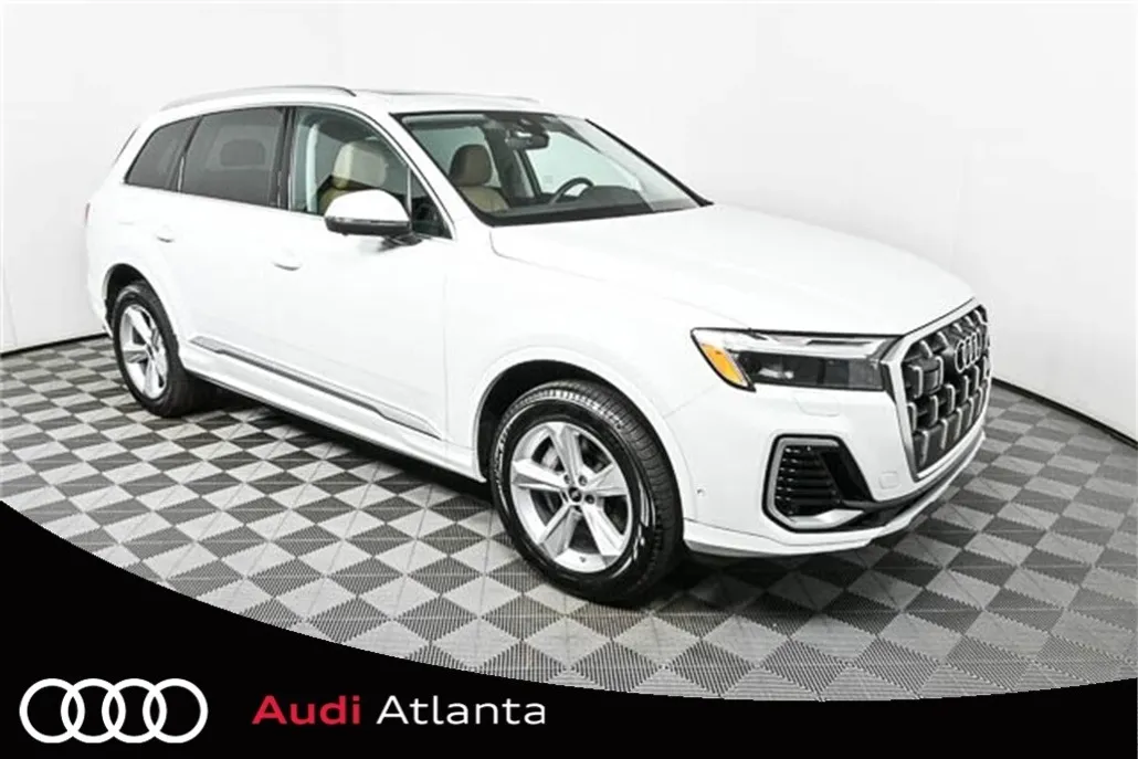 2025 Audi Q7 55 Premium photo 1
