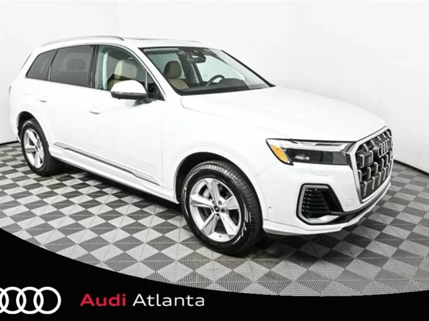 2025 Audi Q7 55 Premium photo 1