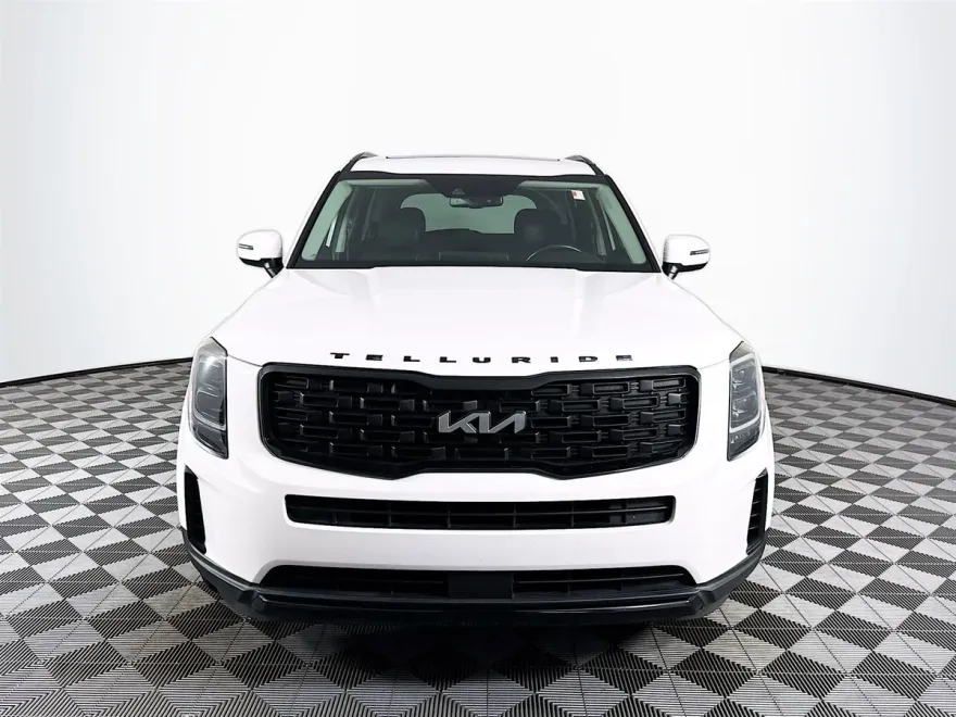 2022 Kia Telluride EX photo 1