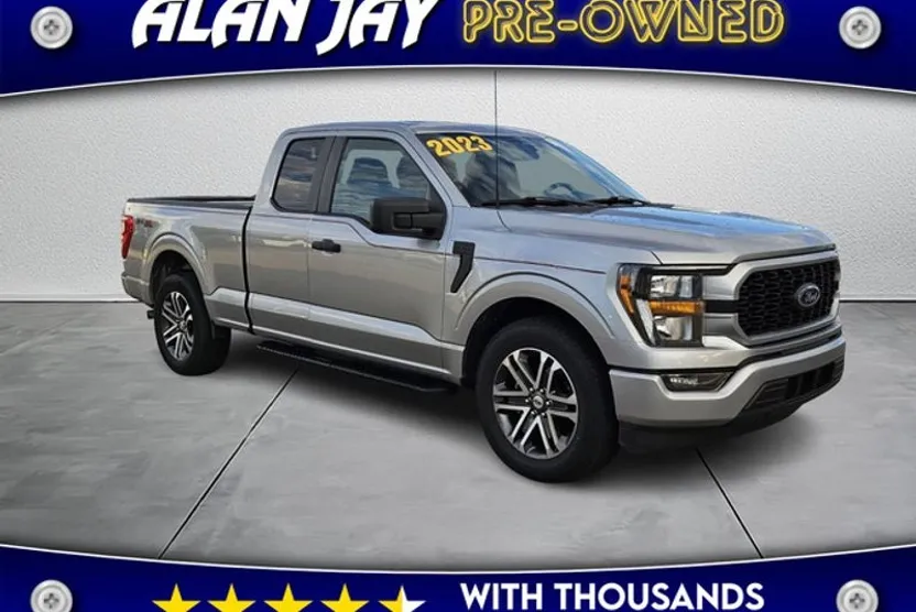 2023 Ford F-150 XL photo 1