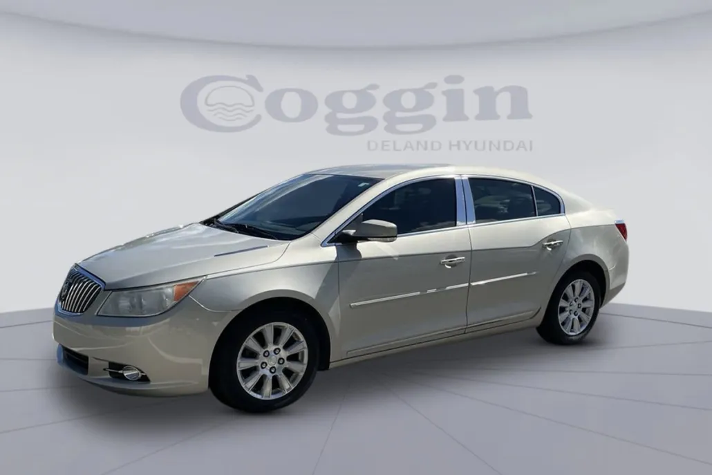 2013 Buick LaCrosse Leather photo 1