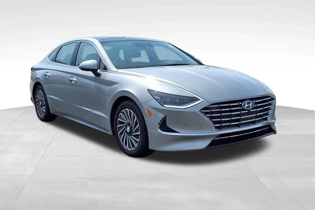 2023 Hyundai Sonata Hybrid Limited photo 1
