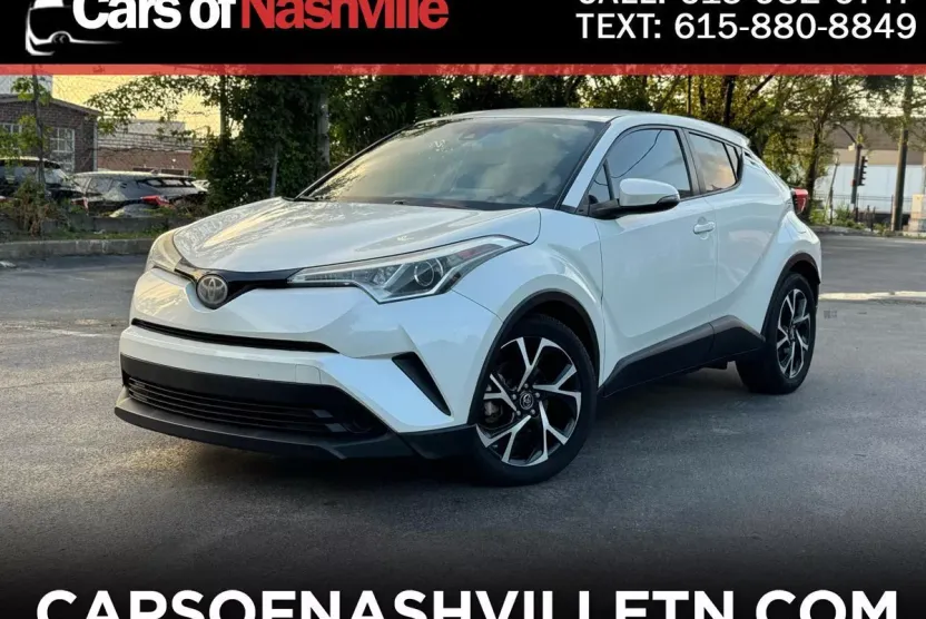 2018 Toyota C-HR XLE photo 1