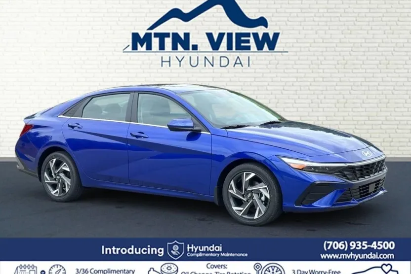 2025 Hyundai Elantra SEL Convenience photo 1