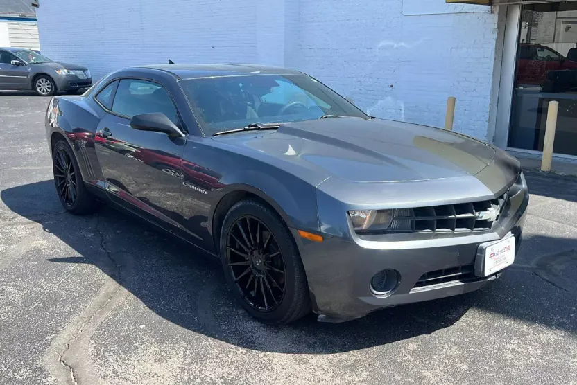 2010 Chevrolet Camaro LS photo 1
