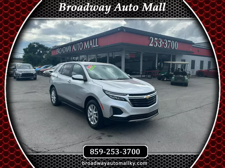2022 Chevrolet Equinox LT photo 1