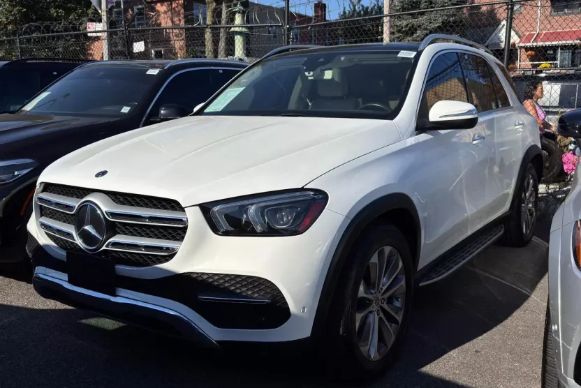 2020 Mercedes Benz GLE 350 4MATIC photo 1