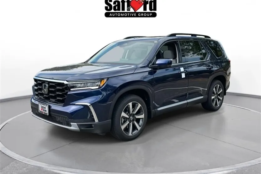 2025 Honda Pilot Touring photo 1