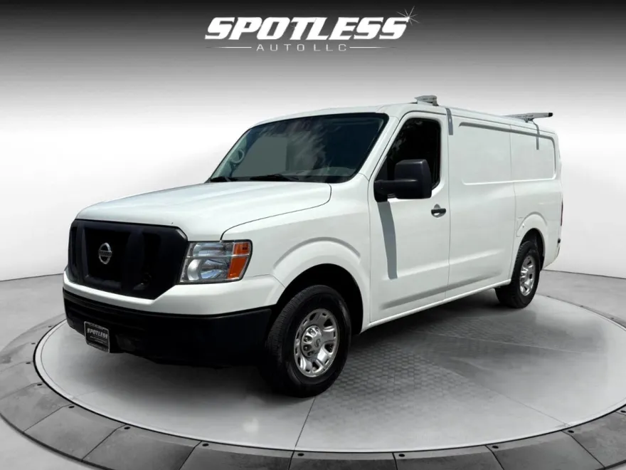 2017 Nissan NV1500 photo 1