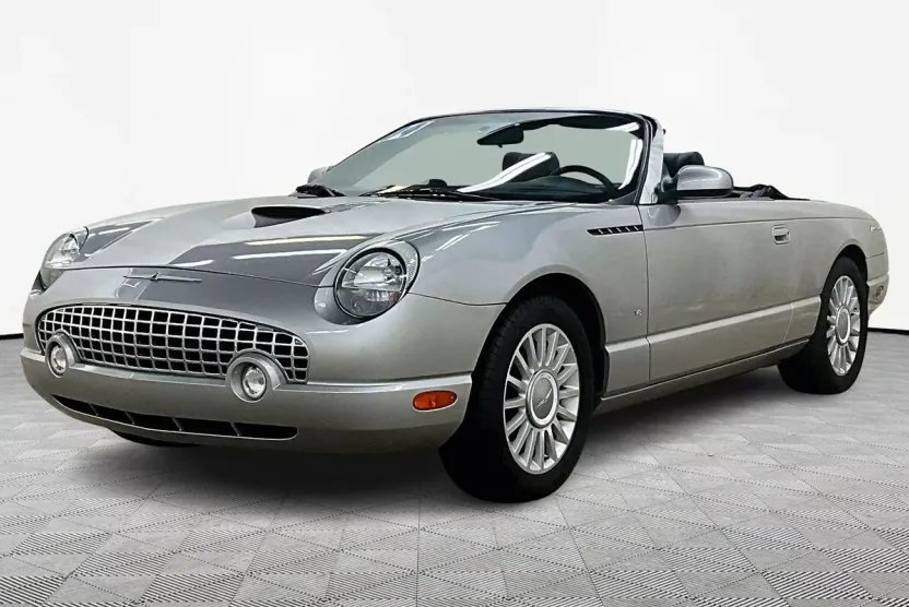 2004 Ford Thunderbird Base photo 1