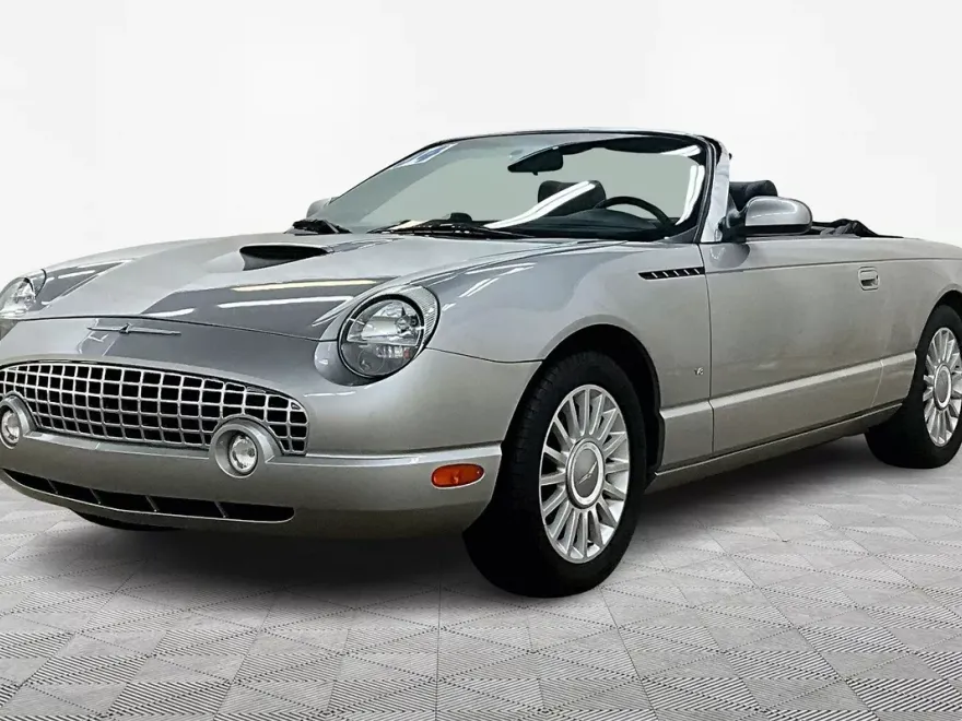2004 Ford Thunderbird Base photo 1