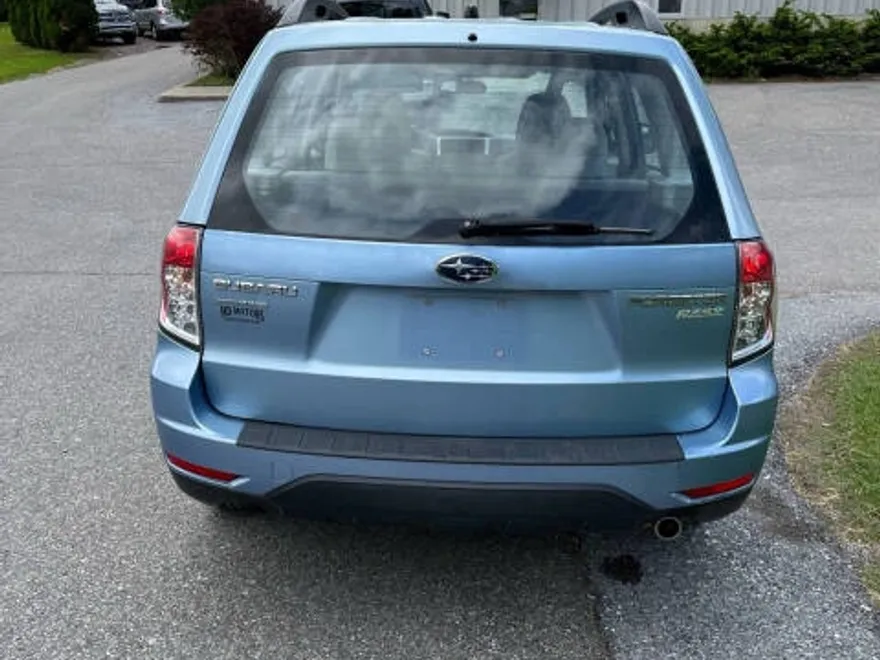 2012 Subaru Forester 2.5X photo 1