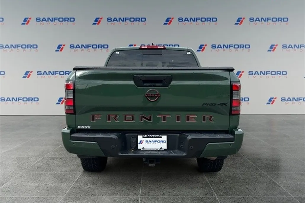 2024 Nissan Frontier PRO-4X photo 1