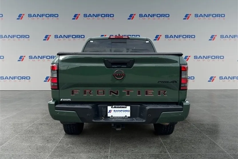 2024 Nissan Frontier PRO-4X photo 1