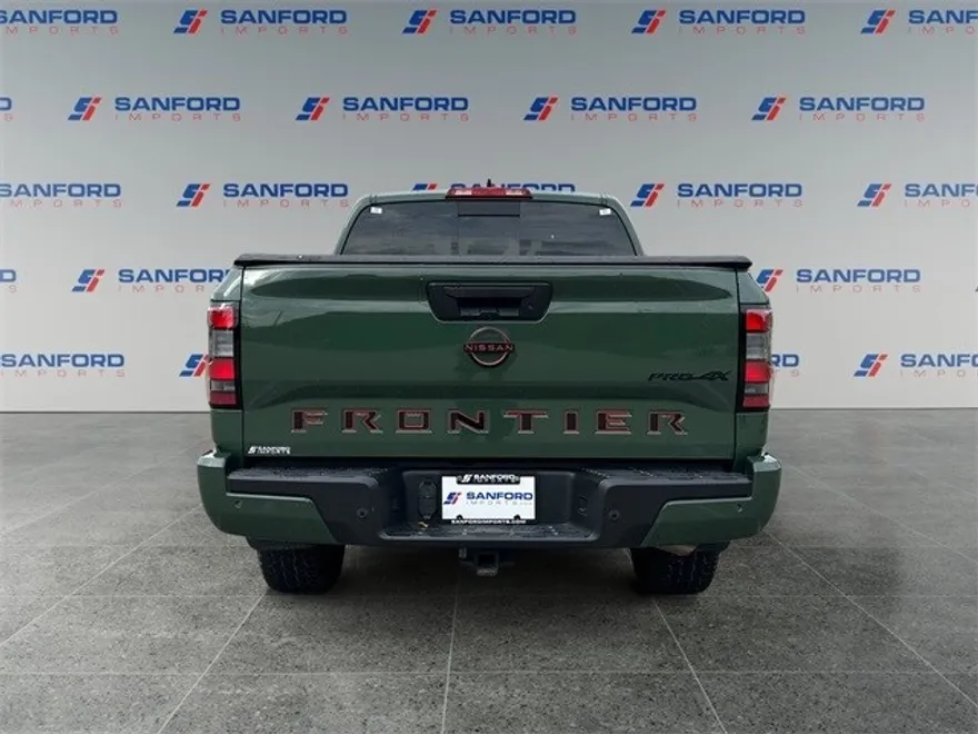 2024 Nissan Frontier PRO-4X photo 1