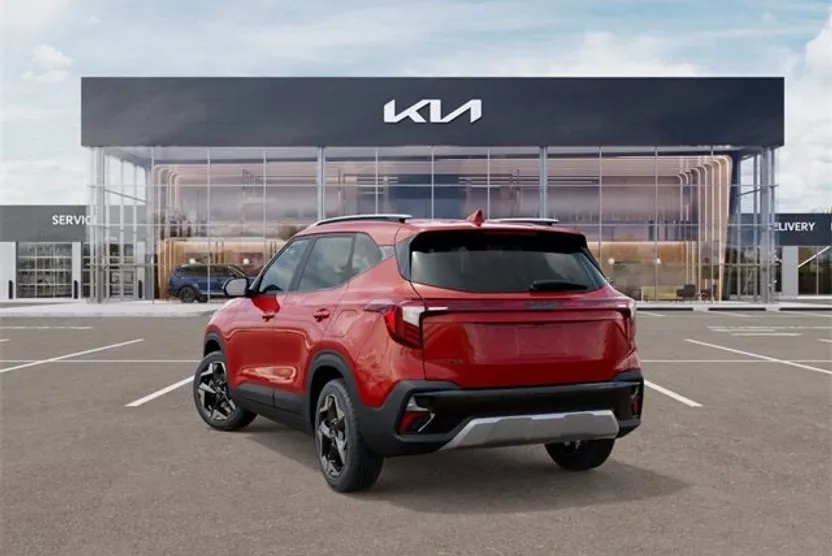 2025 Kia Seltos S photo 1