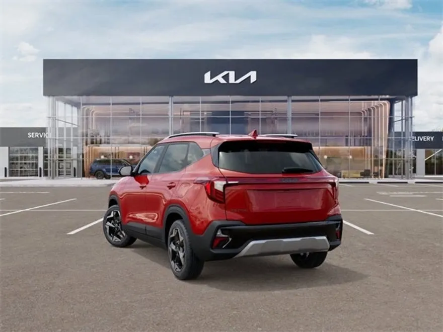 2025 Kia Seltos S photo 1