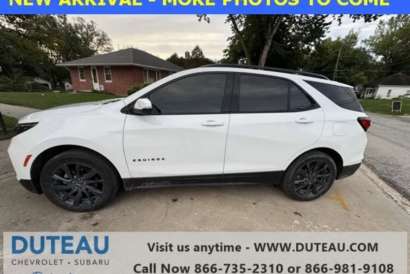 2022 Chevrolet Equinox RS photo 1