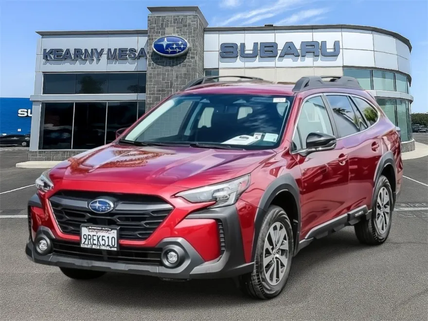 2025 Subaru Outback Premium photo 1