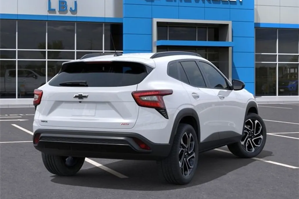 2025 Chevrolet Trax photo 1